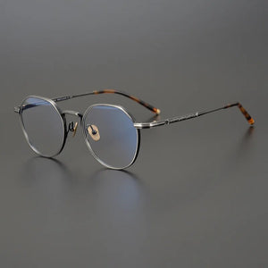 Japanese Original Material Pure Titanium Eyeglasses Frames with Floral Patterns Classical Retro Men Light Luxury Sunglasses
