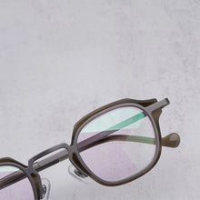 Carica l&#39;immagine nel visualizzatore di Gallery, Occhiali da vista poligonali rotondi in acetato originale stile giapponese montatura da uomo classica fatta a mano con protezione UV occhiali da vista da donnaM7