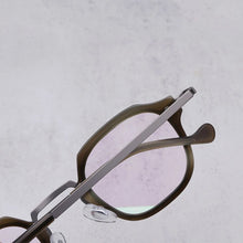 Carica l&#39;immagine nel visualizzatore di Gallery, Occhiali da vista poligonali rotondi in acetato originale stile giapponese montatura da uomo classica fatta a mano con protezione UV occhiali da vista da donnaM7