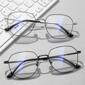 Japanese Titanium Alloy Glasses Frames Men Designer Polygonal Retro Eyeglasses Frames Myopia Ip Electroplated Titanium Frames