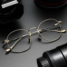Carica l&#39;immagine nel visualizzatore di Gallery, Japanese Titanium Glasses Frame Men Ultra-Light Fashion Prescription Eyeglasses Women Retro Round Spectacles Oculos Optical Lens