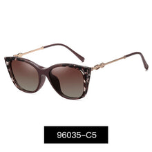 Load image into Gallery viewer, 2 In 1 Clip on Sunglasses Women 2022 UV400 Polarized Optical Myopia Magnetic Anti Blue Light Glasses Frame Retro Cat Eye