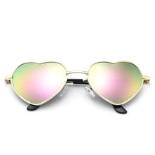 Carica l&#39;immagine nel visualizzatore di Gallery, Love Heart Shaped Sunglasses Women Luxury Cat Eye Sun Glasses Ladies Sexy Sweet Designer Candy Mirror Lens Eyewear UV400