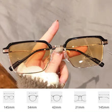 Carica l&#39;immagine nel visualizzatore di Gallery, Metal Frame Photochromic Myopia Glasses Anti-blue Light Color Changing Sunglasses Prescription Eyeglasses Minus Diopters