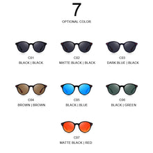 Carica l&#39;immagine nel visualizzatore di Gallery, MERRYS DESIGN Men Women Classic Retro Rivet Polarized Sunglasses TR90 Legs Lighter Design Oval Frame UV400 Protection S8126