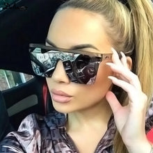 Load image into Gallery viewer, Men Women Brand Designer Square Shades NEW 8 Colors Flat Top Sunglasses Gradient Sun Glasses Men Cool One Piece UV400 Mirror