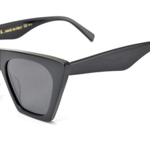 Carica l&#39;immagine nel visualizzatore di Gallery, 2023CL Women&#39;s Cat Eye Sunglasses Imported Stereo Retro Harajuku Style Versatile Cat Glasses 41468