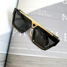 Load image into Gallery viewer, European and American integrated metal flat top square trendy street photo sunglasses retro ins style