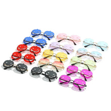 Carica l&#39;immagine nel visualizzatore di Gallery, Halloween Personalized Pumpkin Sunglasses Men Women with Oval Large Frame Hollow Out Funny Sunglasses