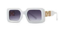 Carica l&#39;immagine nel visualizzatore di Gallery, New Ladies Square Sunglasses Luxury Brand Metal Chain Trendy Women&#39;s Classic Sunglasses Travel Decorative Glasses Men