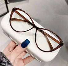Load image into Gallery viewer, New Trend Myopia Galsses for Women Unisex Luxury Cat Eye Design Near Sight Eyeglasses Ladies Transparent Anti-blue Light Glasses