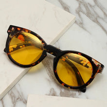 Carica l&#39;immagine nel visualizzatore di Gallery, Night Vision Bifocal Reading Glasses Men Progressive Glasses Women Driving Multifocal Presbyopic Sunglasses Diopter Glasses NX