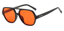 Carica l&#39;immagine nel visualizzatore di Gallery, Oversized Yellow Pilot Sunglasses Women Unisex Retro Rivet Sun Glasses UV400 Outdoor Zonnebril Dames