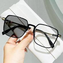 Load image into Gallery viewer, Photosensitive Discoloration Anti-Blue Light Glasses Blue Ray Blocking Ultralight Computer Goggles Eye Protection Metal