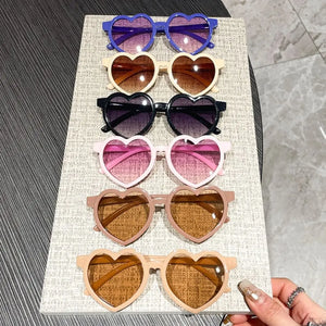 Plastic Heart-shaped Sunglasses Trendy UV400 Colorful Party Sun Glasses Shades Heart Glasses for Boys & Girls