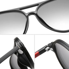 Carica l&#39;immagine nel visualizzatore di Gallery, Polarized Magnet Clip on Glasses Frame Men Aviation Prescription Eyeglasses Frame Optical Myopia Pilot Magnet Clip On Sunglasses