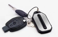 Carica l&#39;immagine nel visualizzatore di Gallery, Portable Clip-on Reading Glasses Folding Legless Ultralight Keychain Glasses Men Women Mini Presbyopic Glasses +1.0 To +3.0
