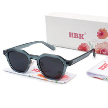 Carica l&#39;immagine nel visualizzatore di Gallery, Retro Polygon Polarized Sun Glasses Women Men Tr90 Frame Sunglasses 2023 New High Quality Male Blue Black Shade Summer UV400