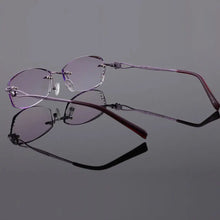 Carica l&#39;immagine nel visualizzatore di Gallery, Reven Jate 2123 Pure Titanium Rimless Diamond Cutting Woman Glasses Frame Optical Prescription Eyeglasses Women Eyewear Fashion