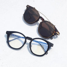 Carica l&#39;immagine nel visualizzatore di Gallery, Reven Jate 4919 Men Eyeglasses Frame Ultra Light-weighted Flexible IP Electronic Plating Metal Material Rim Glasses