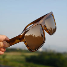 Carica l&#39;immagine nel visualizzatore di Gallery, Rockjoy Oversized Sunglasses Male Women Polarized 160mm Wide Sun Glasses for Men Flat Top Steampunk Large Face Eyewear