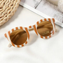 Load image into Gallery viewer, Round Frame Children Sunglasses Retro 3-8Y Checker Color Sun Glasses UV400 Kids Sun Protection Glasses for Boys Girls