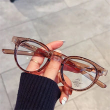 Carica l&#39;immagine nel visualizzatore di Gallery, Round Frame Metal Frame Glasses Ultra-light Vision Care Eyeglasses PC Myopia Glasses Frame Women Men