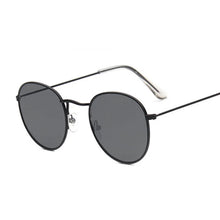 Carica l&#39;immagine nel visualizzatore di Gallery, Round Sunglasses Women High Quality Sun Glasses for Men Luxury Brand Retro Eyewear Female Punk Gafas De Sol Mujer UV400