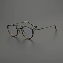 Load image into Gallery viewer, Gatenac Vintage Pure Titanium Eyeglasses Frame Men Vintage Pilot Glasses Frame Women 2025 New Luxury Brand Designer Eyewear