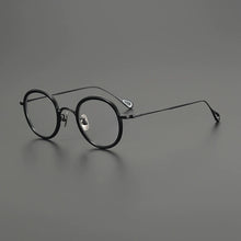 Carica l&#39;immagine nel visualizzatore di Gallery, Gatenac Ultra Light Pure Titanium Glasses Frame Men Round Quality Eyeglasses Frame Women Fashion Luxury Brand Designer Eyewear