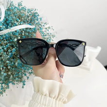 Load image into Gallery viewer, Classic Vintage Sunglasses Men Women Square Sun Glasses Anti-glare Goggle Travel Fishing Cycling Glasses UV400 Eyewear