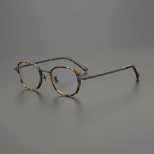 Carica l&#39;immagine nel visualizzatore di Gallery, Gatenac Handmade Pure Titanium Glasses Frame Men Cat Eyes Eyeglasses Frame Women 2025 New Fashion Luxury Brand Designer Eyewear