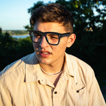Load image into Gallery viewer, Vintage Acetate Glasses Frame Men Handmade Rivet Big Face Eyeglasses Frame 2024 New Fashion Luxury Brand Designer Eyewear