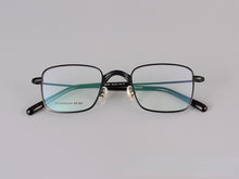 Carica l&#39;immagine nel visualizzatore di Gallery, New Square Frames Glasses Made of Titanium and Acetate with Fine Quality Men  Eyeglasses Women  Glasses