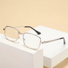 Load image into Gallery viewer, Men Reading Glasses Classic HD Anti Fatigue Presbyopic Eyeglasses Male Business Metal Full Frame Farsighted Eyewear +100 To +400