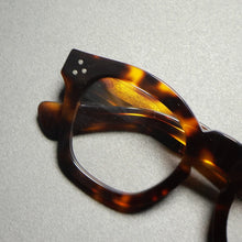 Load image into Gallery viewer, Gatenac Vintage Acetate Glasses Frame Men Retro High Quality Handmade Eyeglasses Frame Women Japan Designer Luxury Brand Eyewear