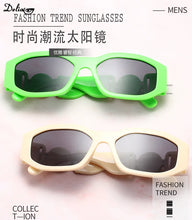 Load image into Gallery viewer, Vintage Square Sunglasses Women Men Luxury Brand Designer Sun Glasses Travel Shades Retro Eyewear UV400 Sunglasses Men