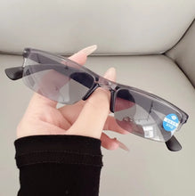 Load image into Gallery viewer, Smart Automatic Zoom Eyeglasses Anti-Blue Light Reading Glasses Men Women Optical Spectacle Intelligent zoom+1.0 to+5.0 Eyeglass