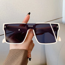 Carica l&#39;immagine nel visualizzatore di Gallery, Sunglasses Women Oversized Square  Retro Mirror Lens Eyeglasses MenEyewear Shades UV400 Protection Punk Sun Glasses