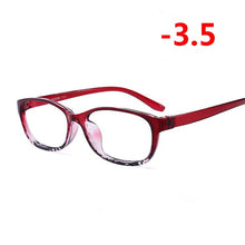 Carica l&#39;immagine nel visualizzatore di Gallery, TR90 Square Finished Myopia Glasses Women Men Short-sight Eye Glasses Red Frame Myopia Eyewear -1.0 -1.5 -2.0 -2.5 -3 -3.5 -4.0