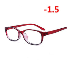 Carica l&#39;immagine nel visualizzatore di Gallery, TR90 Square Finished Myopia Glasses Women Men Short-sight Eye Glasses Red Frame Myopia Eyewear -1.0 -1.5 -2.0 -2.5 -3 -3.5 -4.0