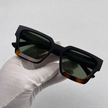 Carica l&#39;immagine nel visualizzatore di Gallery, Thickened square sunglasses Men&#39;s and women&#39;s fashion glasses UV400 polarized lenses made with  prescription sunglas