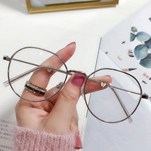 Carica l&#39;immagine nel visualizzatore di Gallery, Thin Alloy Metal Frame Blue Light Blocking Glasses Cat Ear Round Glasses Women Cute Computer Eyes Protection Spectacles