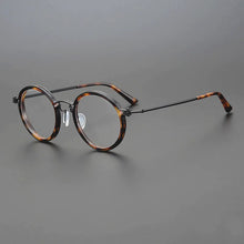 Carica l&#39;immagine nel visualizzatore di Gallery, Titanium Alloy Men Retro Round Glasses Frame Ultralight Eyeglasses Eyewear Designer Japanese Handmade Prescription Optical Lens