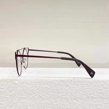 Carica l&#39;immagine nel visualizzatore di Gallery, Top Quality Japanese Handmade Titanium Ultralight Retro Round Glasses Frame Men Eyeglasses Women Optic Prescription Myopia Lens