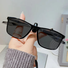 Load image into Gallery viewer, Trendy Intelligent Photochromic Myopia Glasses Men Color Changing Anti-blue Light Eyewear Unisex Optical Eyeglasses 0 To -4.0