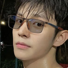 Load image into Gallery viewer, Trendy Intelligent Photochromic Myopia Glasses Men Color Changing Anti-blue Light Eyewear Unisex Optical Eyeglasses 0 To -4.0