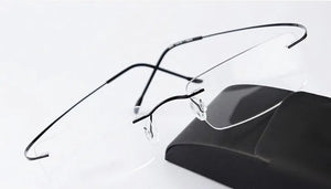 Ultra-light titanium rimless Optical frame men women brand eyeglasses frame eyewear frame for prescription glasses go with case