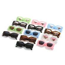 Carica l&#39;immagine nel visualizzatore di Gallery, Unique Design Sunglasses Womens Trendy Square 2024 Brand Wide Legs Shades UV400 Protection Sun Glasses