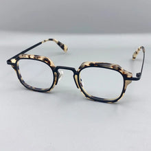 Load image into Gallery viewer, Vintage Round Glasses Frame Men Optical Spectacles Women Myopia Prescription Eyeglasses Frames Square Clear Eyewear Oculos Gafas